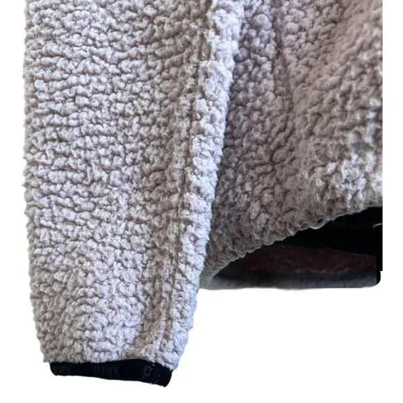 PINK Victorias Secret Woman’s Small Pink Sherpa Pullover Hoodie - Picture 8 of 12